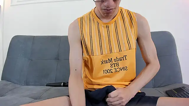 Cum_hunters webcam show