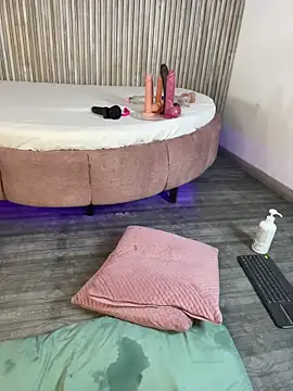 Saracooper__ Adlı Modelin Canlı XXX Sohbeti