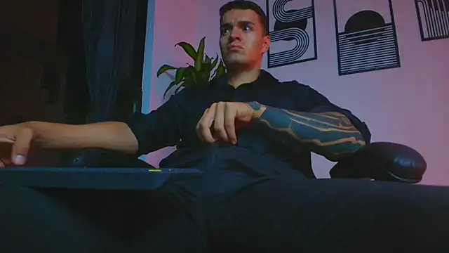ALPHA_DOMINUS_ Live XXX-chat