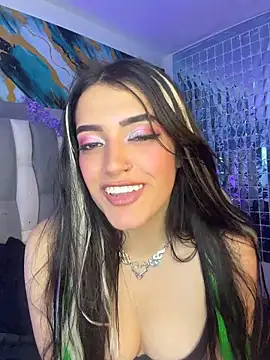 Chat +18 de IsaDiiaz ao vivo