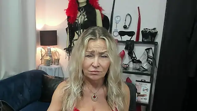 Chat XXX en directo de crystaLUX