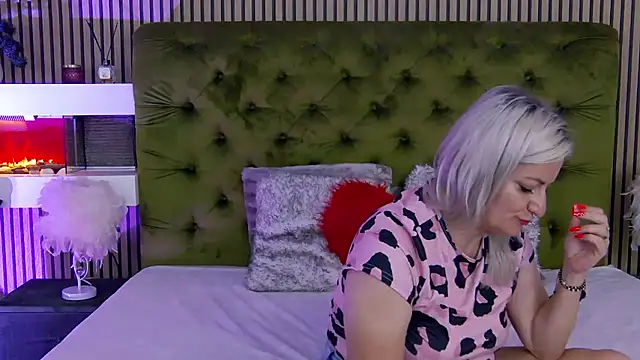 LadyTouch Chat XXX in diretta