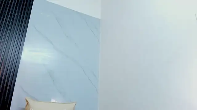 AlissonHarris' Live Chat Room