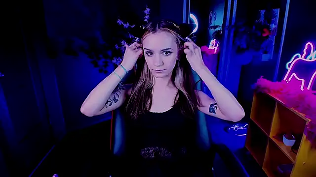 AgataSilk's Live XXX Chat