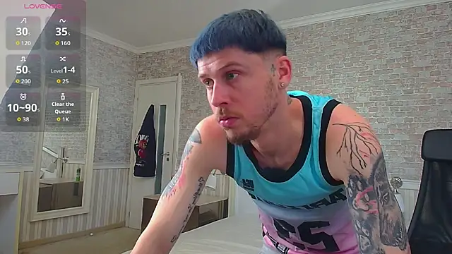 Show modela JonahShaw na web-kameri