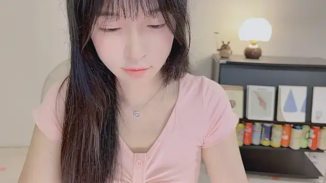 Onechestnut's Live XXX Chat