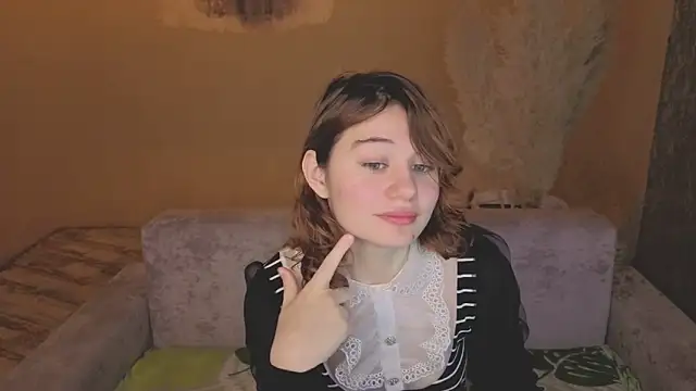 غرفة دردشة ElizabethRedWings المباشرة