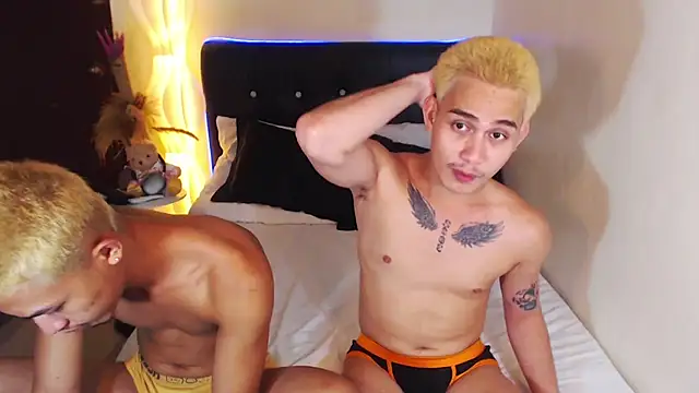 XasianhotguyのライブXXXチャット