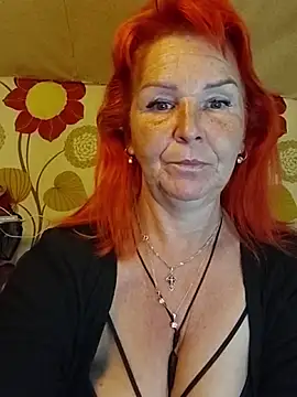 CassandraSandra44's Live XXX Chat