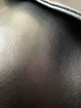 KiraSunshine's Webcam Show