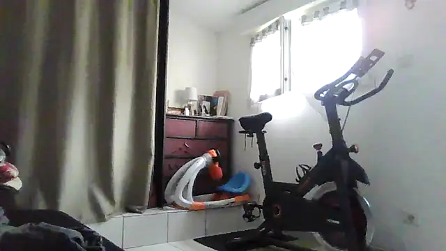 naturiste974 Show in webcam