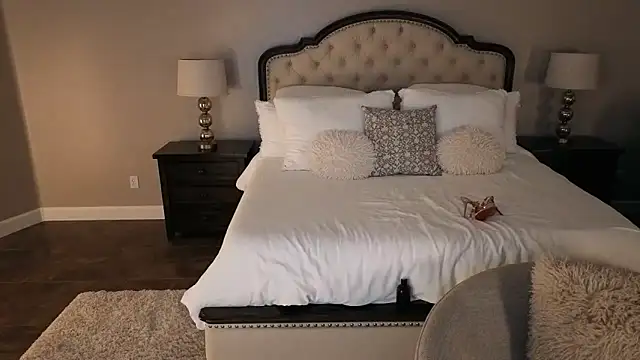 Hot_Wife_Amber's Webcam Show