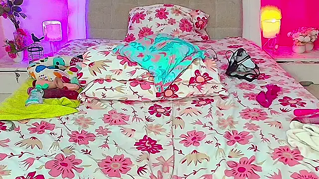 Chat XXX en directo de Kendralove31xxx