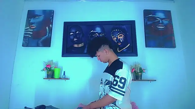 Show modela Sebastian_-D na web-kameri
