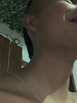 Emiliano_Reyes Show Webcam