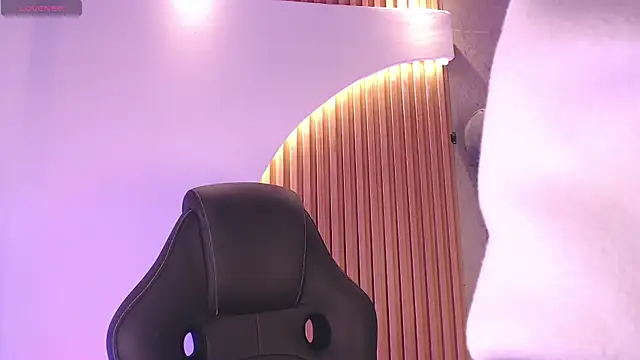 Živý XXX chat MateoMitchell