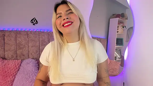 Chat +18 de naomi_sanz ao vivo