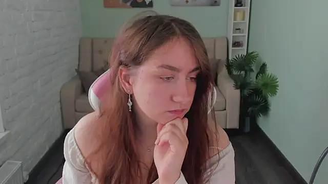 XXX chat uživo modela KattieCutieXx