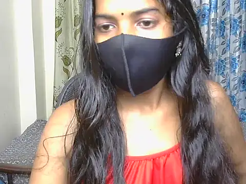 hoty-pihu's Webcam Show