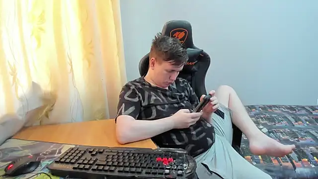 Вебкам-шоу iliaskrislove