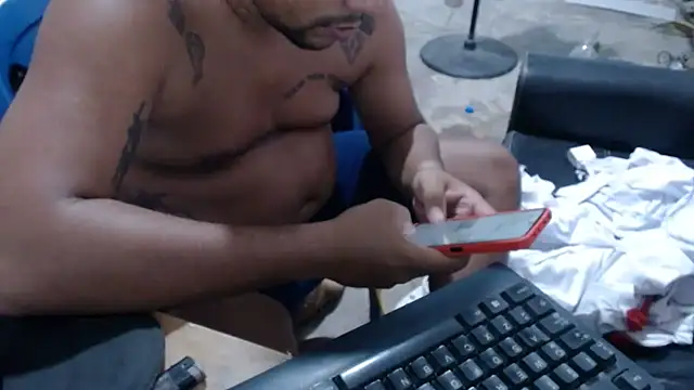 master_juju1924's Webcam Show
