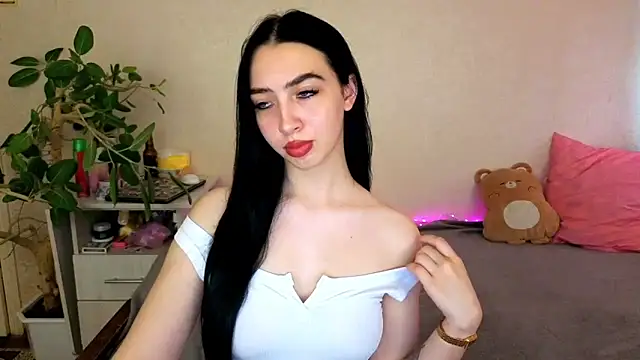 WildKittenX_'s Live XXX Chat