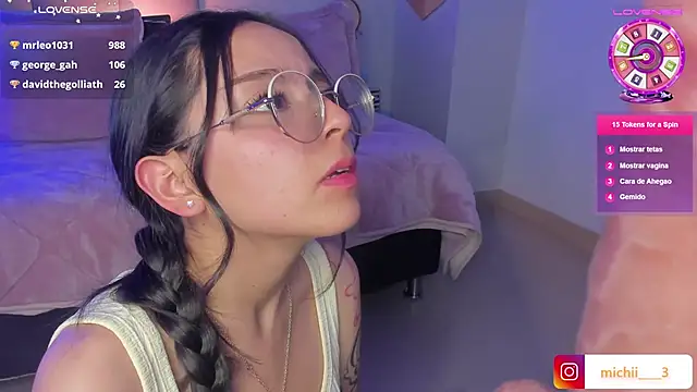 Chat XXX en directo de kitty_patitas_suavesss