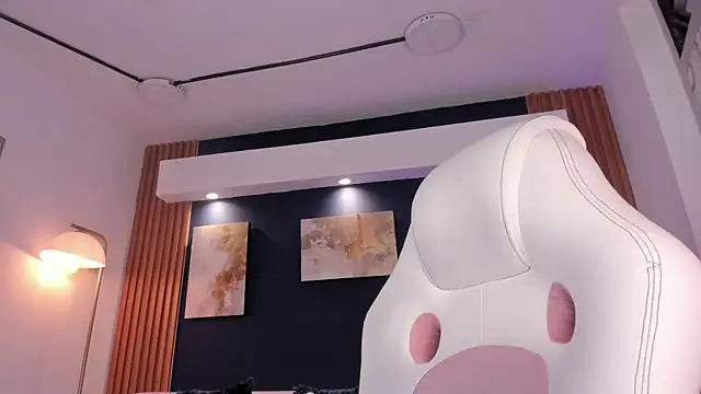 Cain_Dantalion Show Webcam