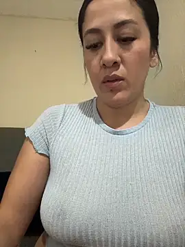 La_quecuu's Webcam Show