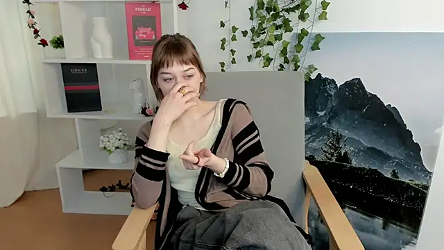 LareeSare's Live XXX Chat
