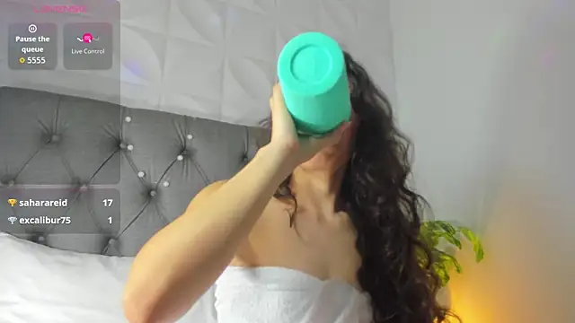 Czat XXX na żywo – valeryn__rosse