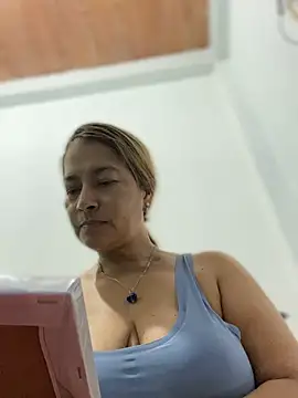 Jlo_69 Chat XXX live