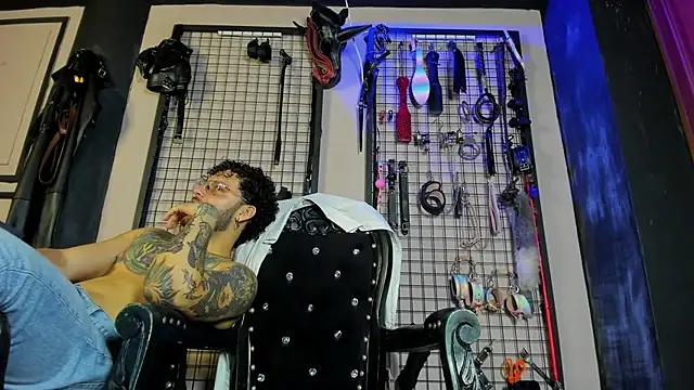 Twisted_Fantasy Live XXX-Chat