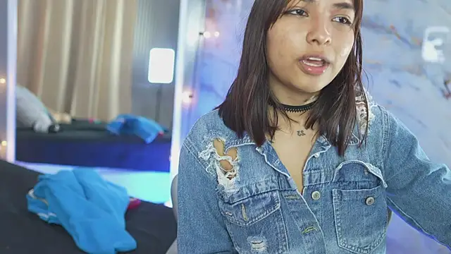 kinkylittlegirll Chat XXX live