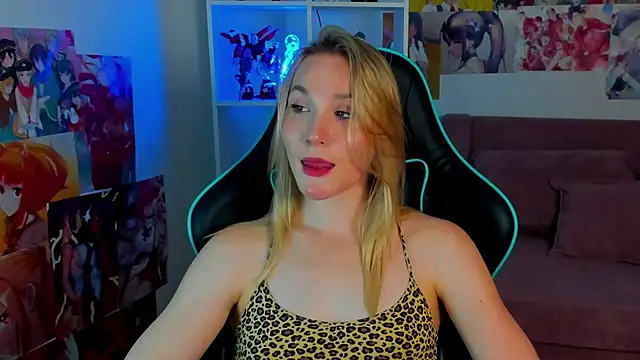 Show Webcam de ElaraVoltage