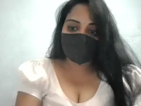 Rathi-priyaa's Live Chat Room