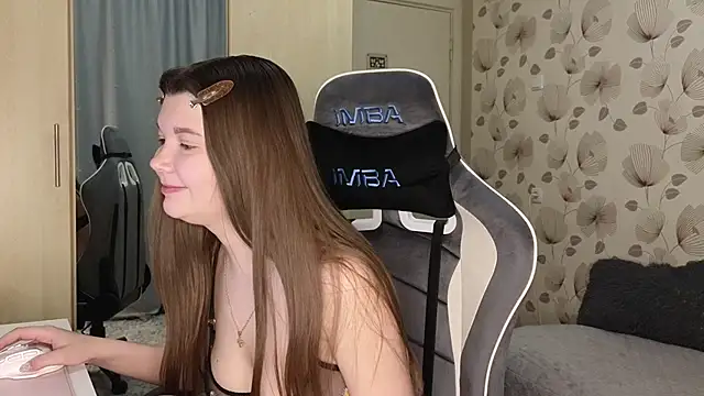 _cute_ice Adlı Modelin Canlı XXX Sohbeti