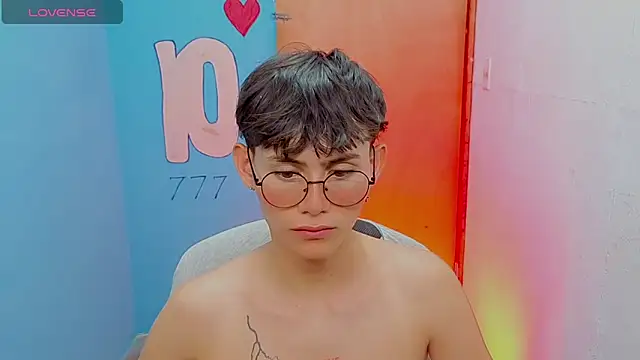 tanjiro_cute Chat XXX live