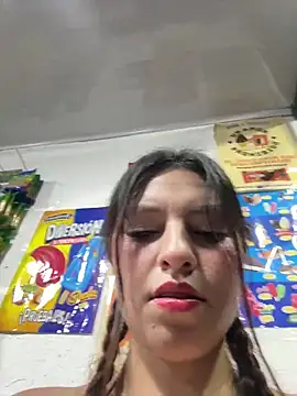 Chat +18 de Miel_rousse ao vivo
