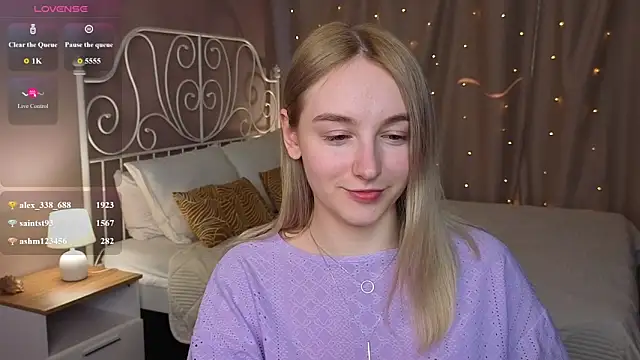 Онлайн чат XXX Shy_Polly