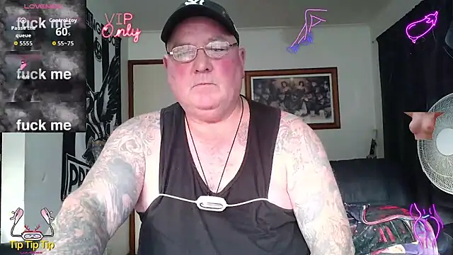 Chat XXX ao vivo de KINKYBLUEYES69
