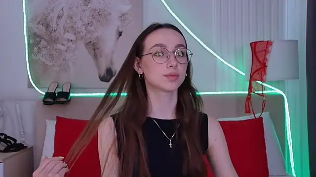 Czat XXX na żywo – Emily_Simon