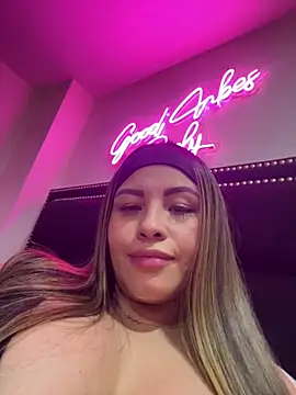 sexyyykloee: απευθείας συνομιλία ΧΧΧ