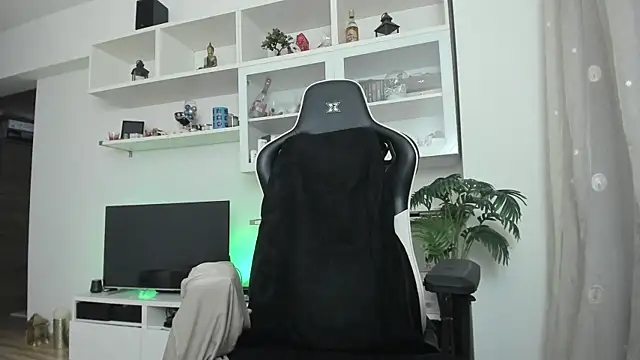 Živý XXX chat ToddClaytonn