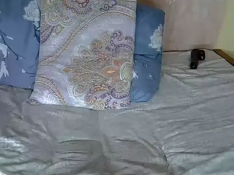Chat +18 de Your_Bunny255 ao vivo
