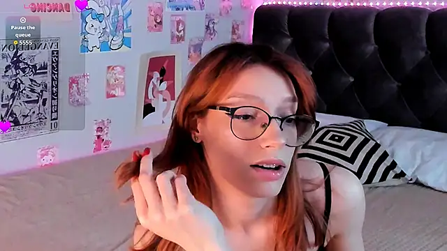 Chat +18 de CindyMoriLove ao vivo
