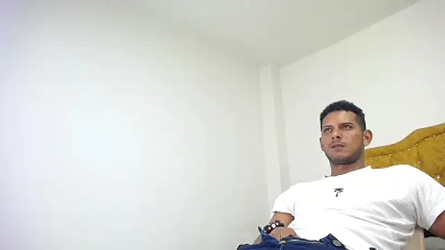 Chris_Dick23 Adlı Modelin Web Kamerası Şovu