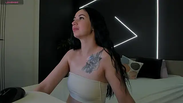 maymalina's Live XXX Chat