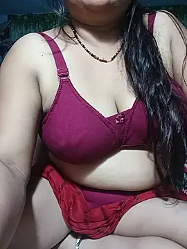 urfi35 Adlı Modelin Canlı XXX Sohbeti