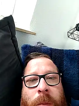 XXX chat uživo modela Schaschi_90